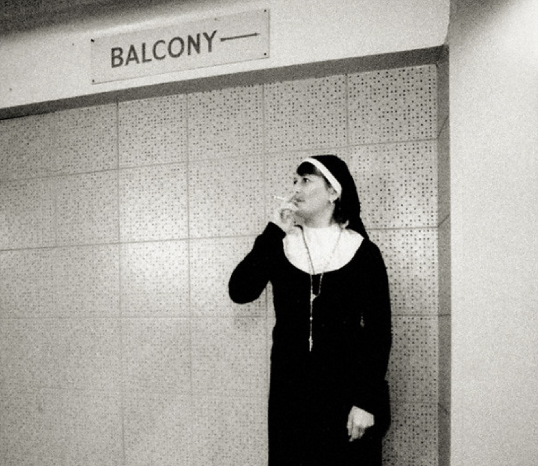 nun smoking - Balcony